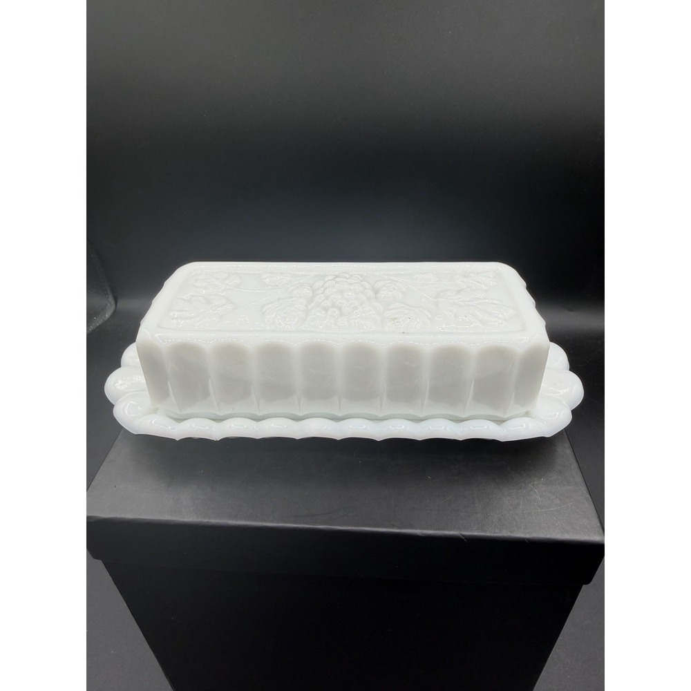 Vintage Westmoreland Milk Glass Butter Dish – Paneled Grape Pattern 🍇✨